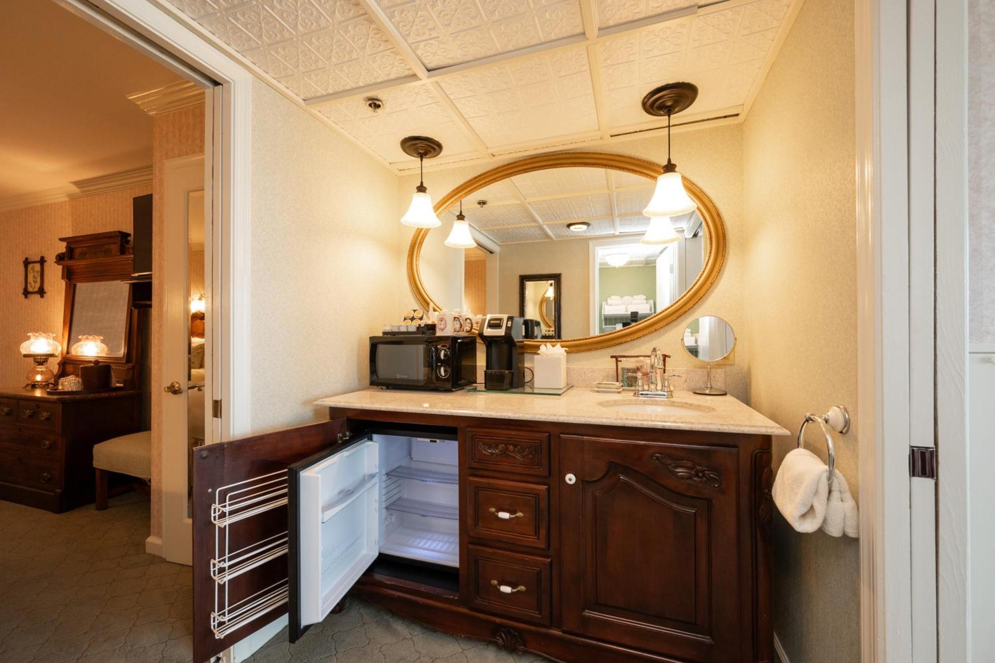 Boardwalk Plaza Hotel เรอโฮโบธบีช ภายนอก รูปภาพ